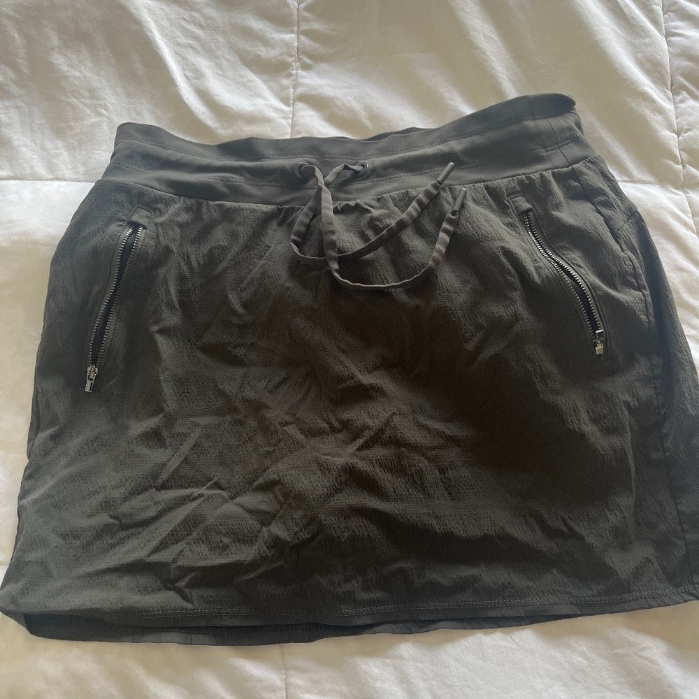 Skort